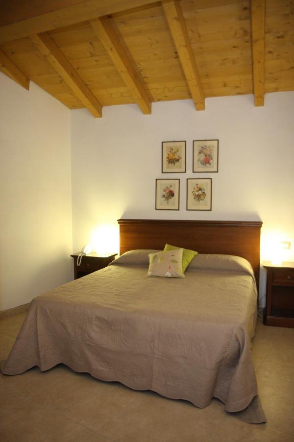 Bed and Breakfast Gli Acini Pietra dei Giorgi Exteriér fotografie